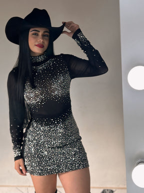 Vestido em pedrarias Duda